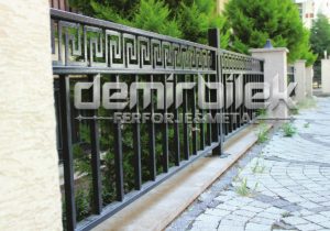 Ferforje Duvarüstü Korkuluk Modeli
