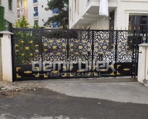 Lazer Kesim Garaj Kapısı Modeli